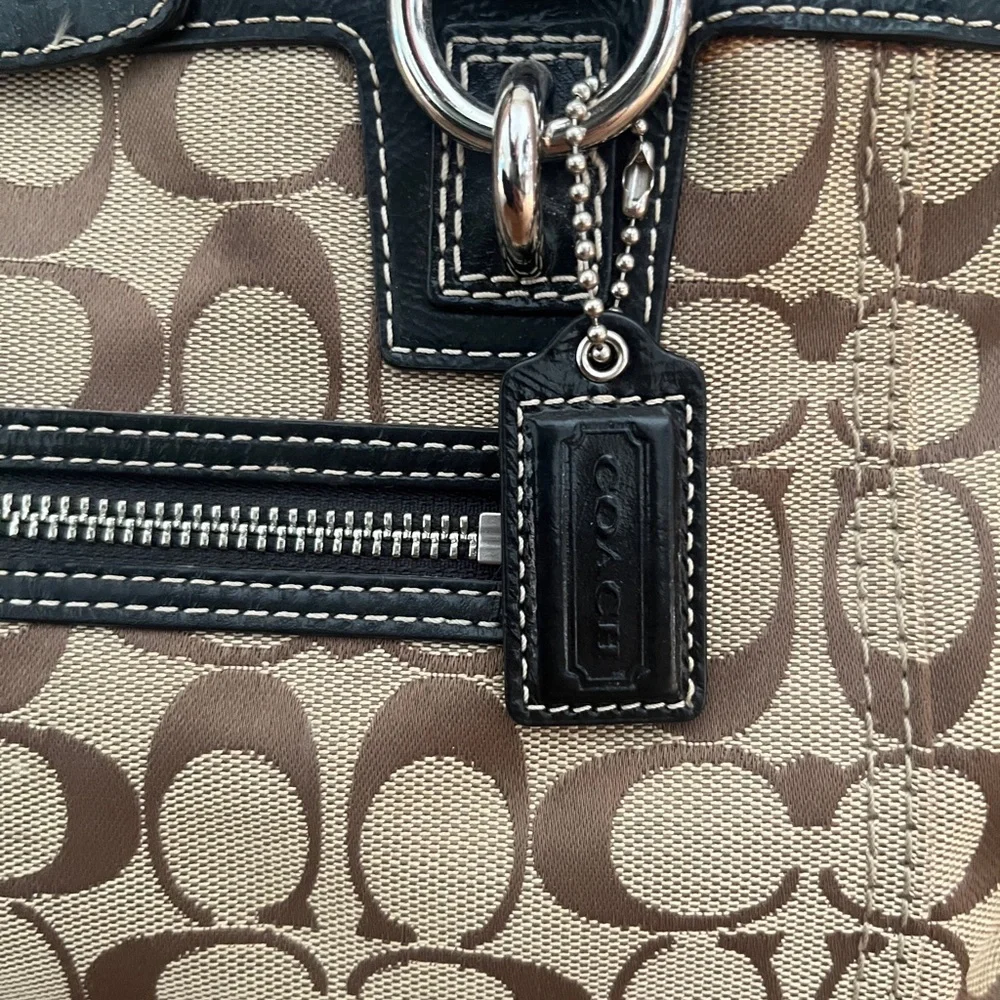 Coach Penelope Signature Tote Bag - Picture 4 of 8